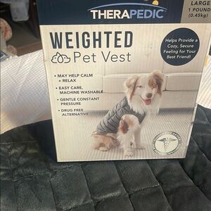 Therapeutic weighted pet vest